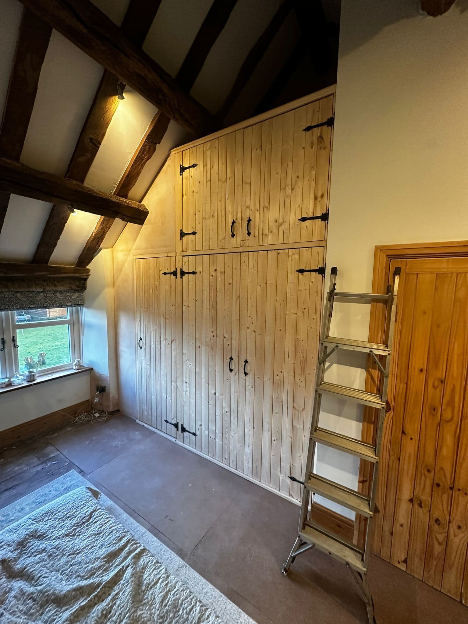 Built-in wardrobe renovation